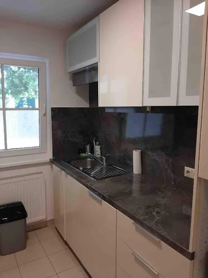Modern Flat Incl Parking, Near Metro U1 Apartment Vienna