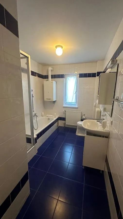 Modern Flat Incl Parking, Near Metro U1 Apartment Vienna