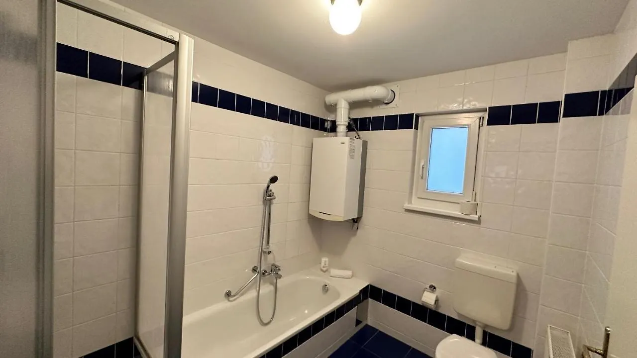 Modern Flat Incl Parking, Near Metro U1 Apartment Vienna